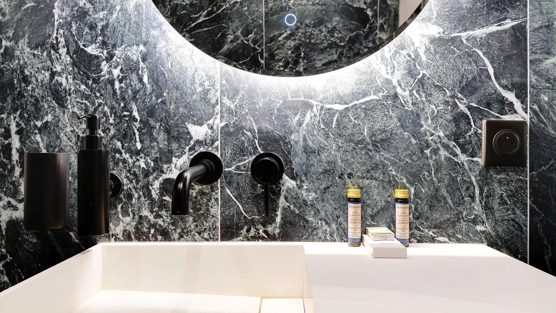 Appartamento Luxury In The Heart Or Paris-Notre Dame Parigi